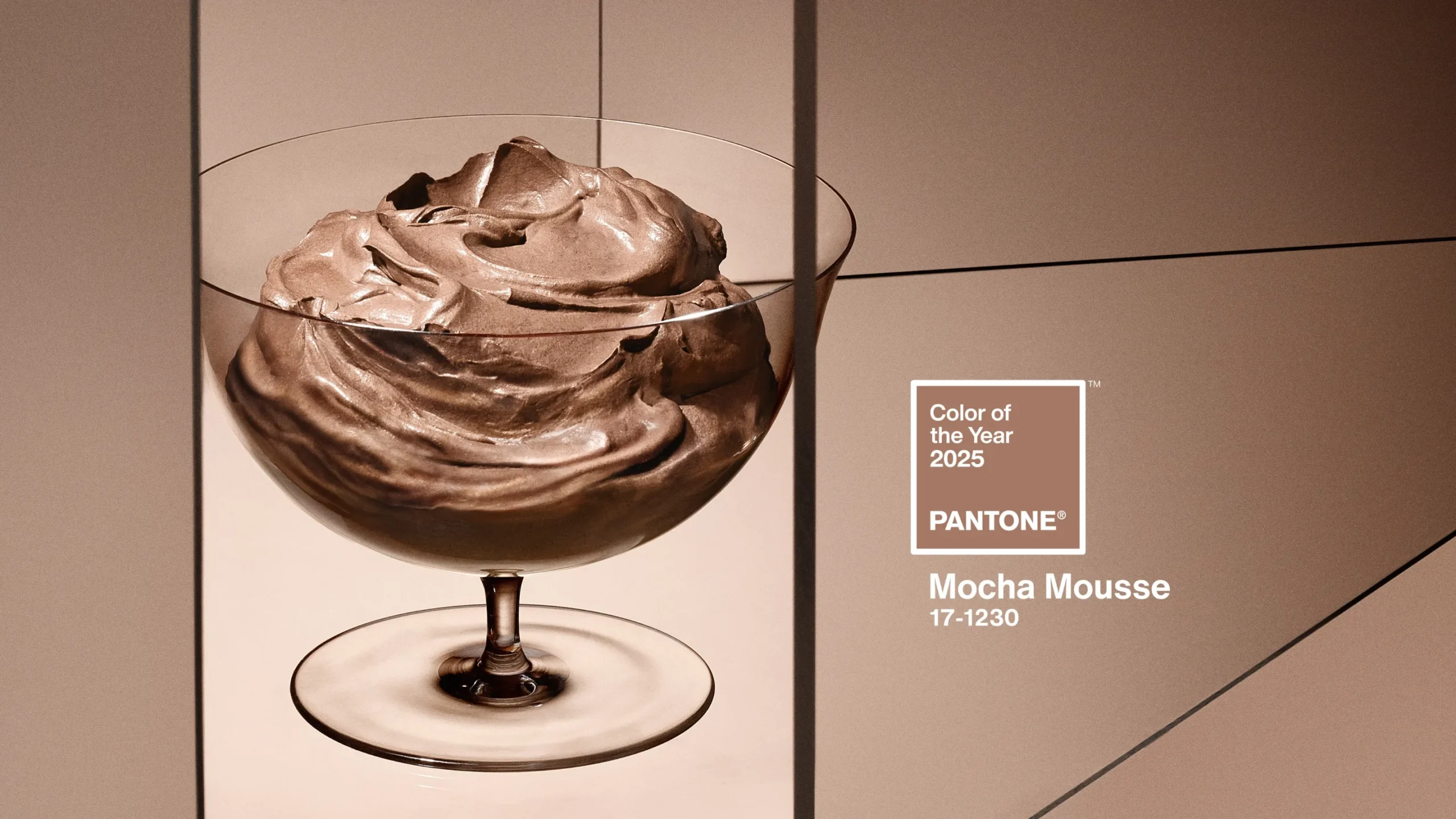 Cor pantone Mocha mousse