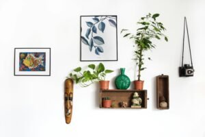 parede branca decorada